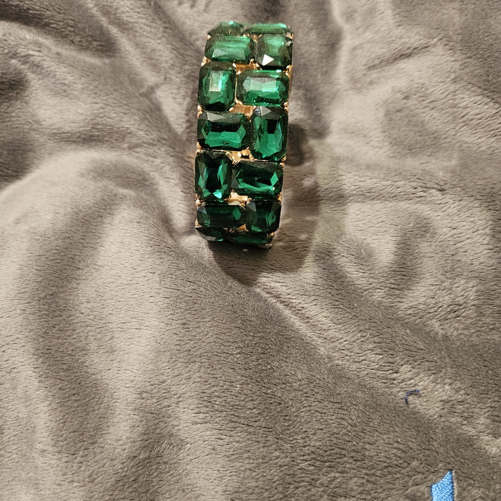 Elegant Green Gemstone Bracelet, Stretch